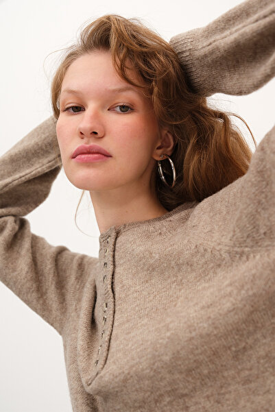 Addax Crew Neck Buttoned Knitwear Sweater K241246