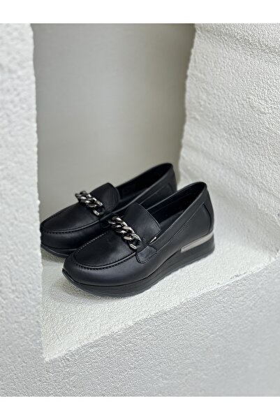 Mammamia D25YA-3510 ÖNÜ ZİNCİR DETAY HAKİKİ DERİ GÜNLÜK AYAKKABI KADIN