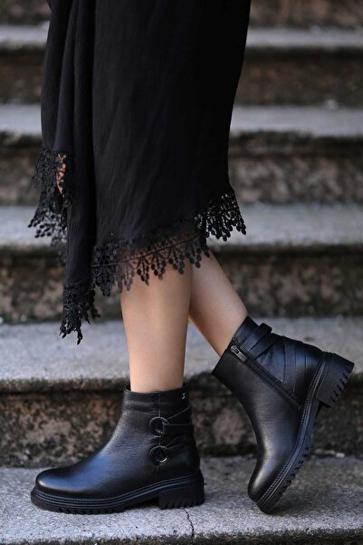 Venüs 0860 Hakiki Deri Tırtıklı Kaymaz Ortopedik Kauçuk Taban Alçak Topuklu Kadın Bot