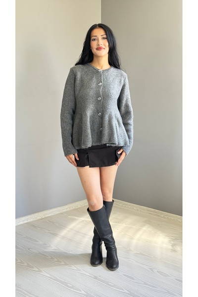 Lanuars Taş Düğme Volanlı Hırka