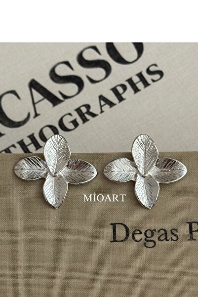 MioArt Women's Flower Model Earrings