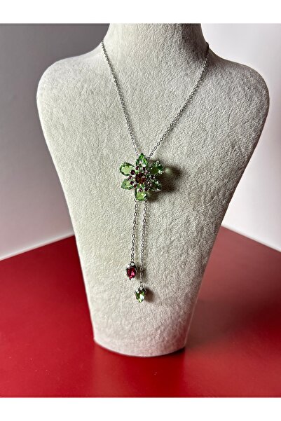 Tasarım قلادة من الفولاذ بنمط زهرة مرصعة بالأحجار