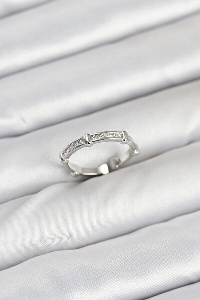 Lisinya خاتم نسائي من النحاس الفضي اللون مرصع بحجر الزركون - TYGOO