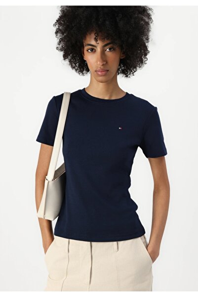 Tommy Hilfiger Plus تيشيرت نسائي جديد من تومي هيلفيغر للموسم الحالي