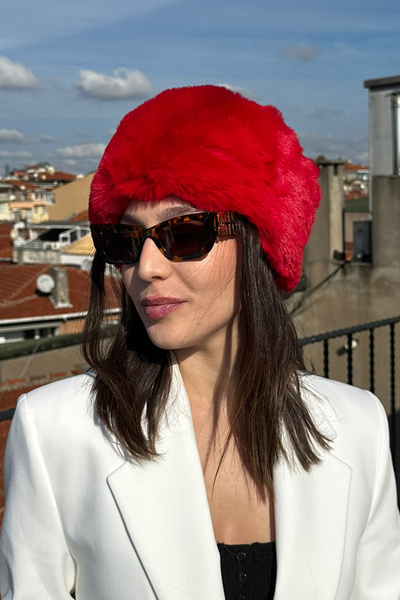 Fallen Kadın Kırmızı KALPAK ŞAPKA | Kışlık Peluş Kadın Şapkası Rus Tarzı