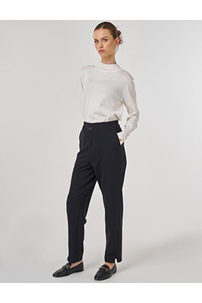 Kayra Metallic Printed Carrot Pants Black