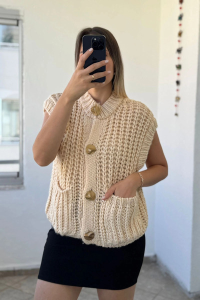 Kubos Moda Pocket Detail Wool Knit Ecru Vest