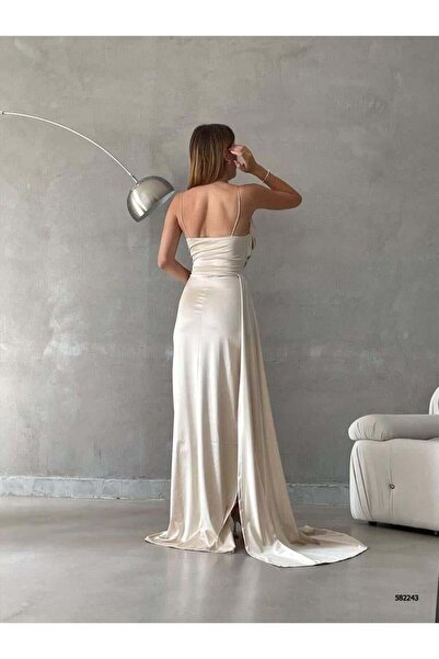Modafeminen İnce Askılı Göğüs Drapeli Saten Elbise Bej 582243