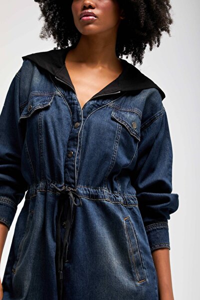 its basic Kadın T.Kot Rengi Bol Kesim Kapişonlu Özel Tasarım Denim Tulum