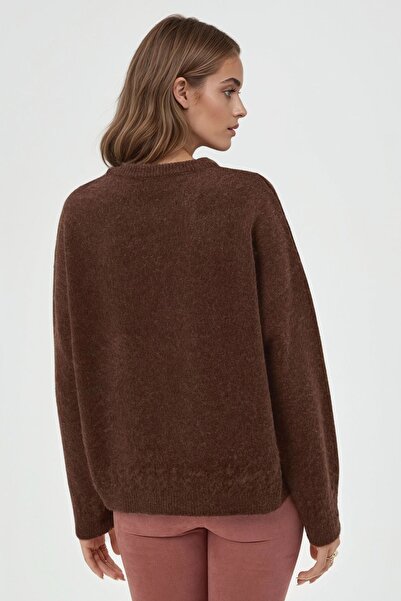 Hiccup Knitted Detailed Soft Textured Crew Neck Sweater