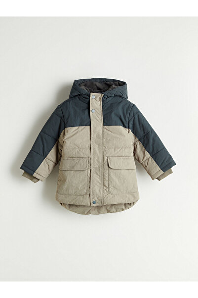 LC Waikiki Yeşil Kapüşonlu Erkek Bebek Mont