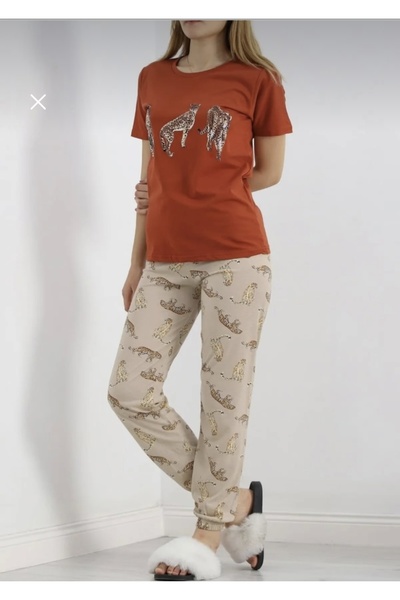 Clariss Leopard Patterned Brick Color Pajama Set (Eye Patch Included)