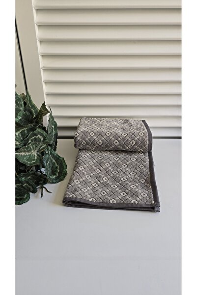 Özdilek 2 Pieces of Velvet Towels for Hands and Face