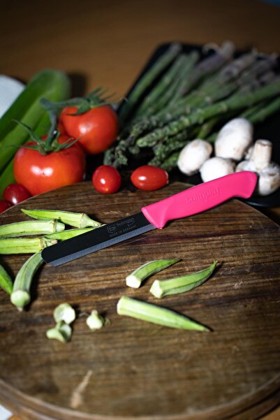 Solingen Ava Pembe Bıçak – Tırtıklı, 18,5 cm, Paslanmaz Alman Çeliği, Ergonomik Sap (Tekli)