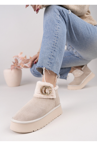 moda sara Γυναικείες μπότες με λεπτομέρεια από χρυσή πόρπη από μπεζ καστόρι