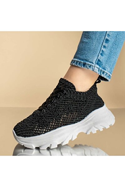 Modlet.ro Pantofi sport negri cu platformă și perforații pentru femei MOD13088