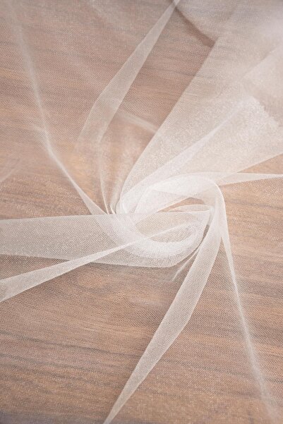 Kumaş Deposu Țesătură albă din tul simplu victorian