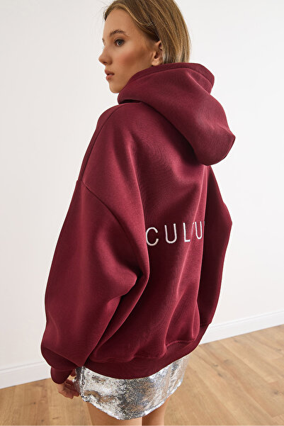 Olalook Kadın Bordo Sırt Culture Nakışlı Şardonlu Oversize Sweatshirt SWT-19000755