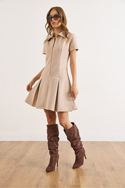 Olalook Kadın Taş Süet Yakası Gizli Fermuarlı Pileli Mini Elbise ELB-19002542