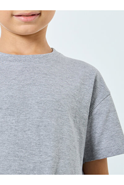 Styli Boys Grey Solid T-Shirt and Shorts Set