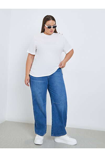 Styli Plus Size Shoulder Button T-Shirt