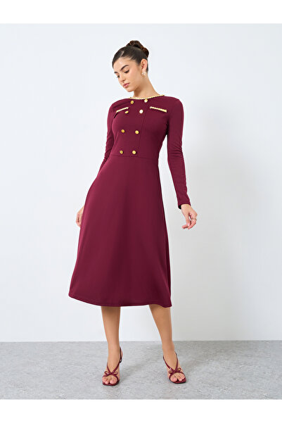 Styli Burgundy Midi Dress with Buttons Detail
