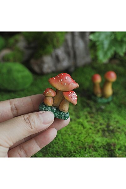 Flippy Pot/Garden Decoration - Red Mushrooms with White Dots, 3.1 x 4 cm