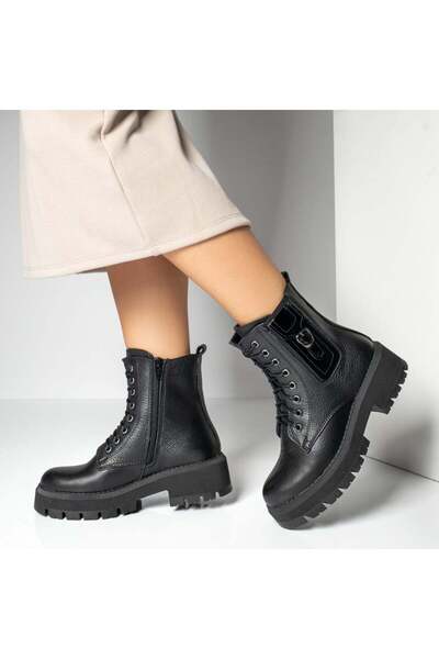 Modlet.ro Ghete cu șireturi din piele neagră pentru femei MOD12418