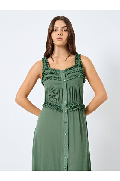 Styli Crinkled Rayon Strappy Maxi Dress