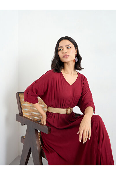 Styli Burgundy Belted Maxi Dress