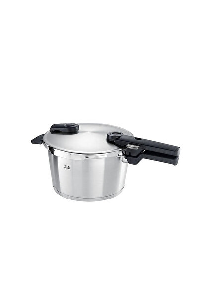 Fissler Vitaquick Premium 4.5 Liter Pressure Cooker + Steaming Attachment