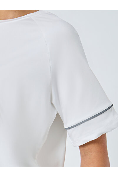 Styli Reflective Stripe Short Sleeves Top