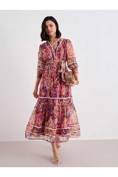 Styli فستان طويل متعدد الطبقات مطبوع بالكامل