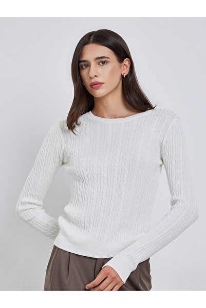 Take Two By Styli Solid Cable Knit Crew Neck Sweaters