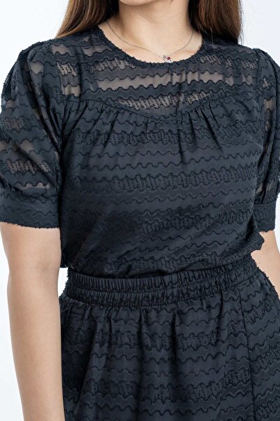 mica Printed Lace Detail Short Sleeve Top