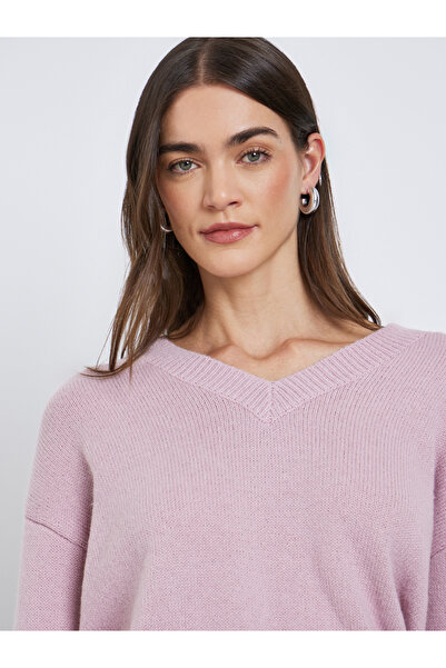 Styli Women Pink V-Neck Regular Fit Sweater