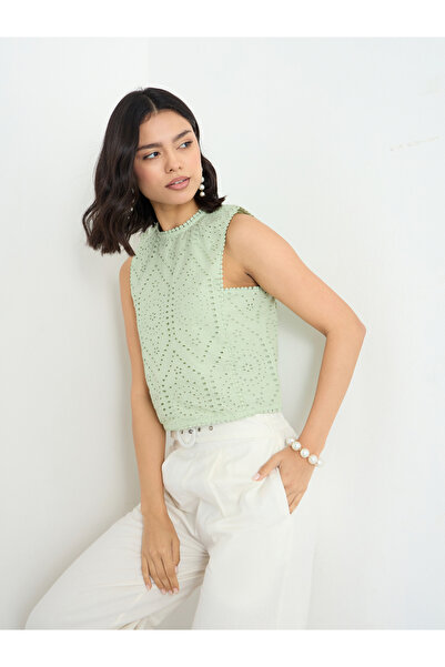 Styli بلوزة شيفلي خضراء بدون أكمام