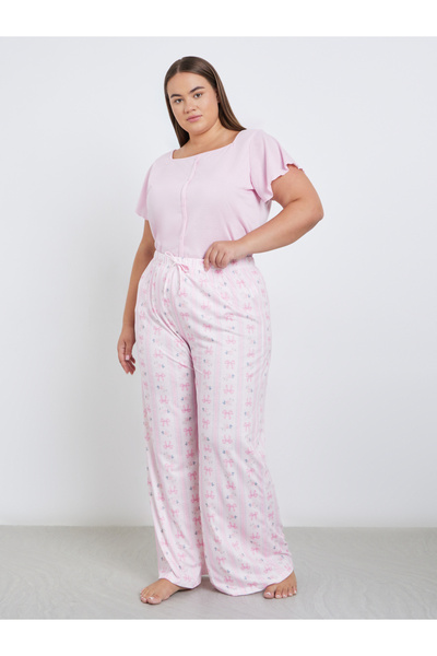 Styli Plus Square Neck Lettuce Hem Top and Bow Print Pyjama Set