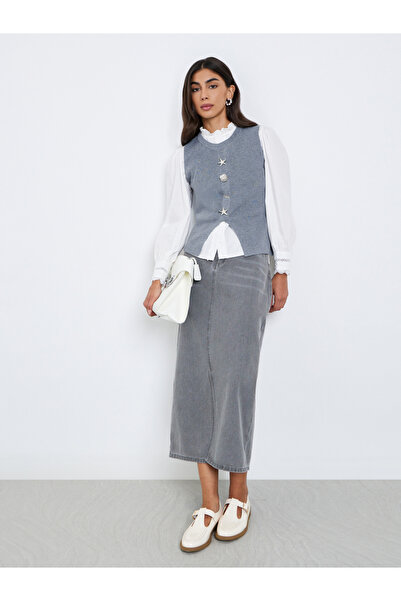 Styli Grey Knit Sleeveless Vest with Metal Accent