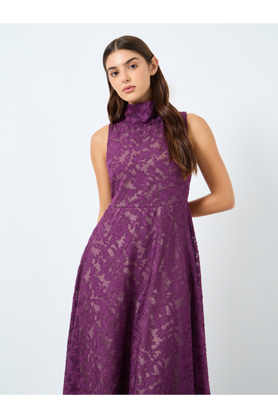 Styli Lace Sleeveless High Neck Maxi Dress