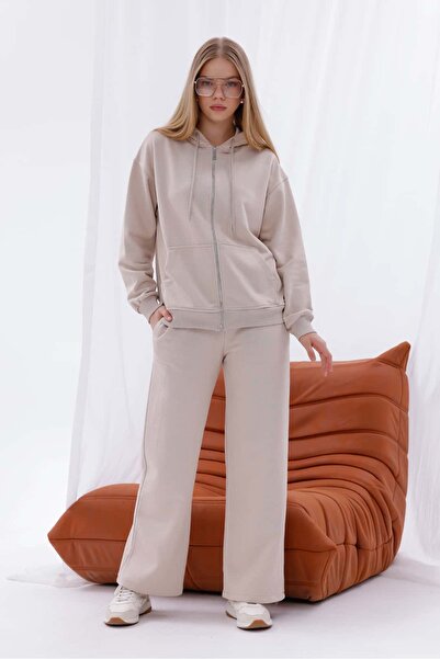 Pulli Collection Bej Taş Detaylı Fermuarlı Sweatshirt ve Bol Paça Pantolon Takım
