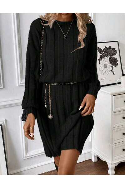 Bracha Велосипедна рокля с широка ребрана яка, дълъг ръкав и плетени детайли под коляното