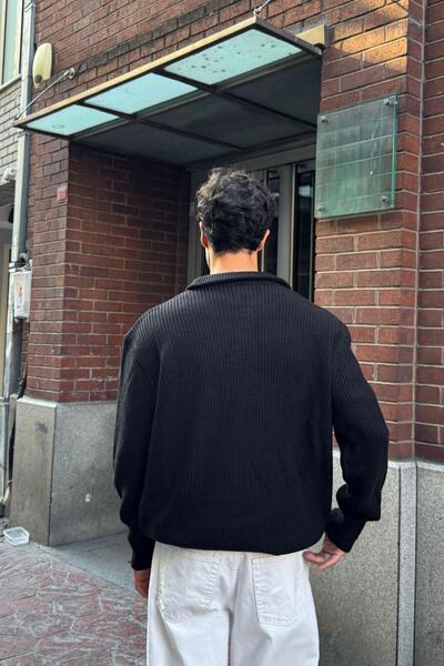 Flaw Wear Μαύρο πλεκτό πουλόβερ με μισό φερμουάρ