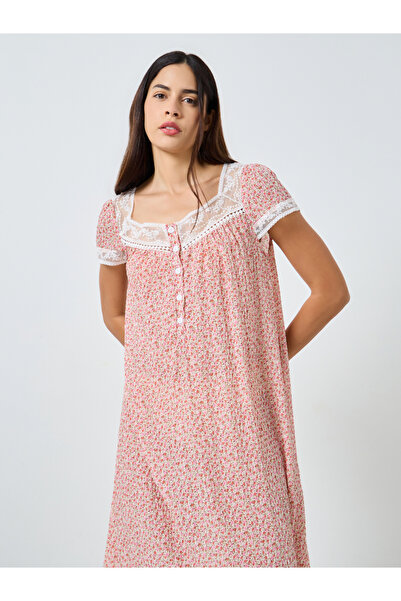 Styli Ditsy Floral Lace Trim Placket Nightdress