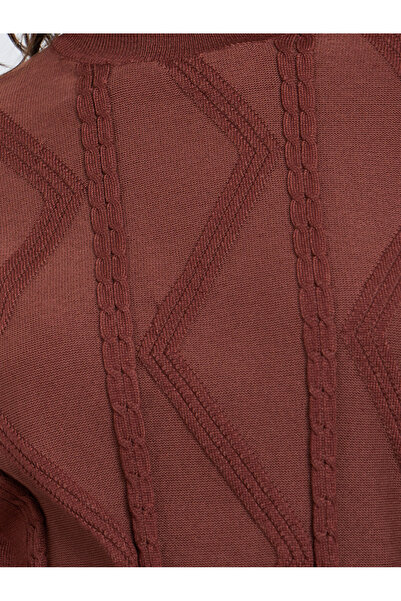 Styli Rust Cable Knit Turtleneck Sweater