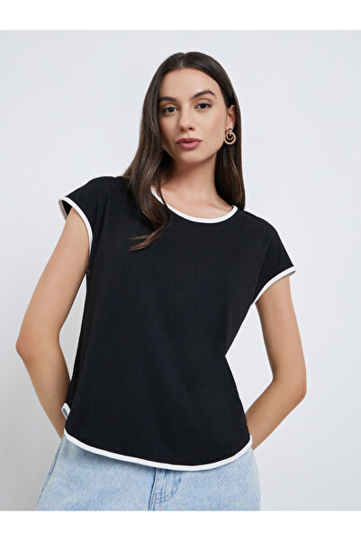 Take Two By Styli Black and White Trimmed T-Shirt
