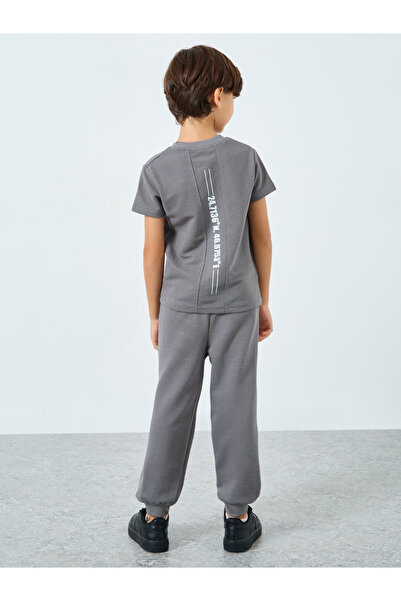 Styli Boys Grey Textured T-Shirt and Joggers Set