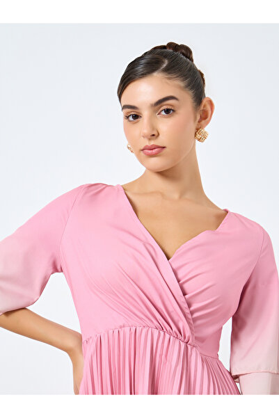 Styli Amber Print Pleated A-Line Midi Dress