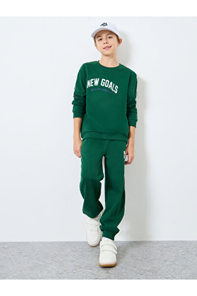 Styli Teens Green Printed Sweatshirt and Joggers Set