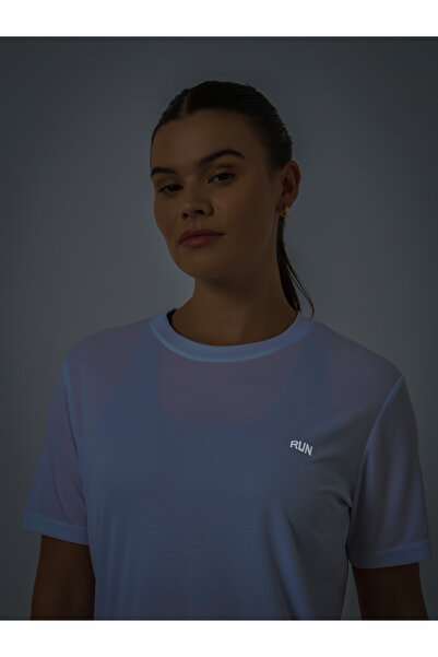 Styli Reflective Text Basic Short Sleeves Top
